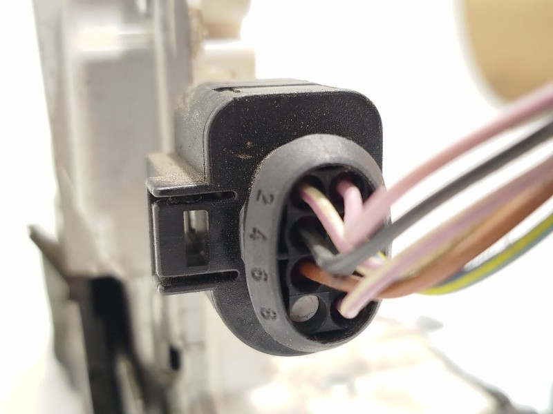 Recambio de cerradura puerta trasera izquierda para seat leon (1p1) 1.4 tsi referencia OEM IAM 1P0839015  