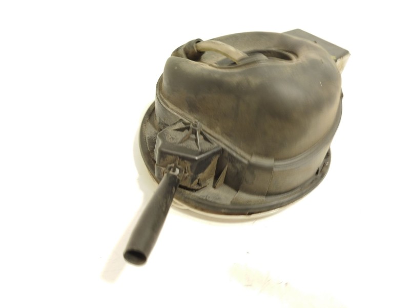 Recambio de tapa exterior combustible para seat leon (1p1) 1.4 tsi referencia OEM IAM 1P0809905  