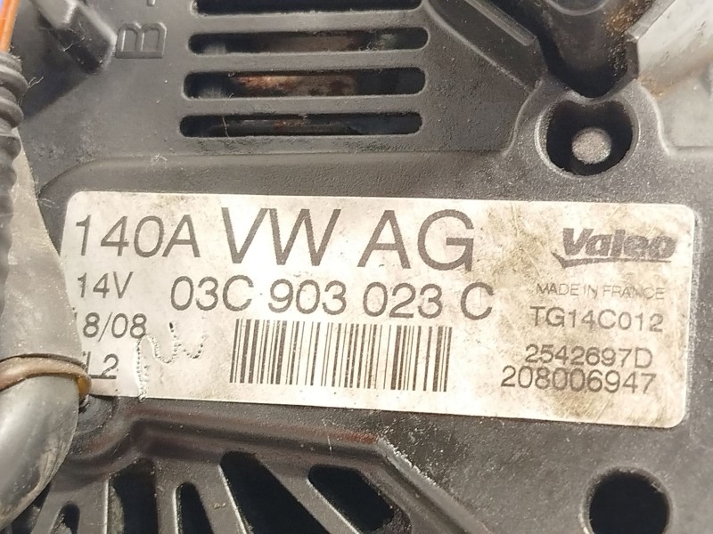Recambio de alternador para seat leon (1p1) 1.4 tsi referencia OEM IAM 03C903023C  TG14C012