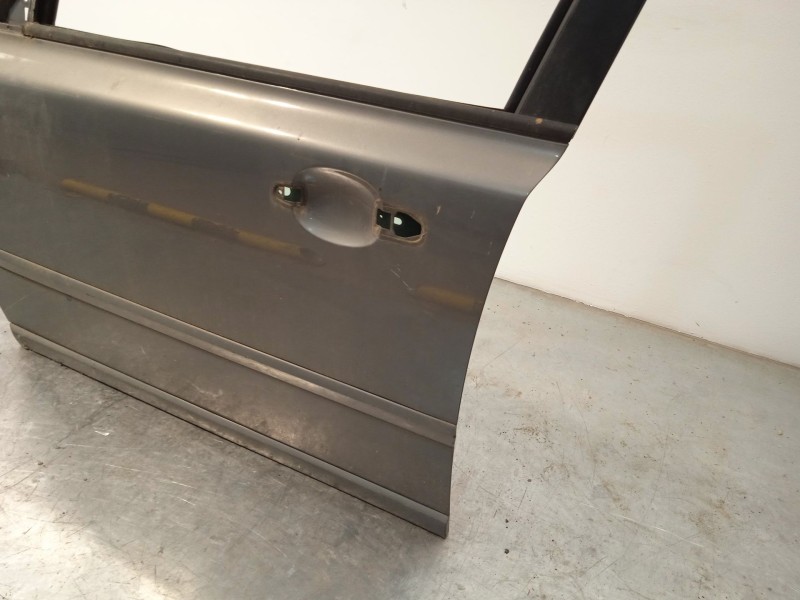 Recambio de puerta delantera izquierda para volvo v50 (545) 2.0 d referencia OEM IAM 31335440  