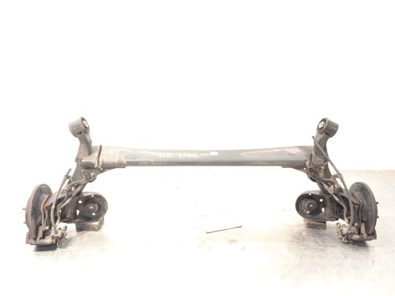 Recambio de puente trasero para kia venga (yn) 1.6 crdi 128 referencia OEM IAM 551001P100  