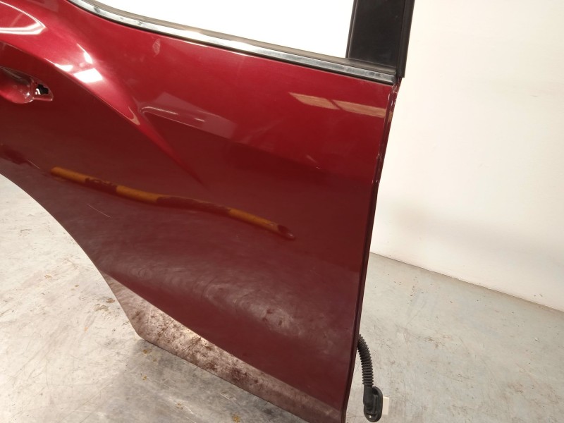 Recambio de puerta trasera derecha para ssangyong tivoli 1.2 referencia OEM IAM 6302135002 6302135000 