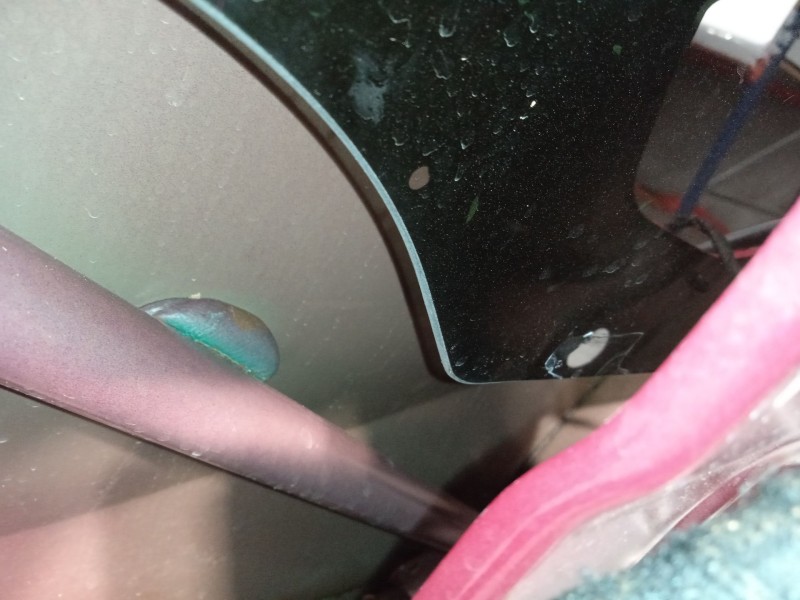 Recambio de puerta trasera derecha para ssangyong tivoli 1.2 referencia OEM IAM 6302135002 6302135000 