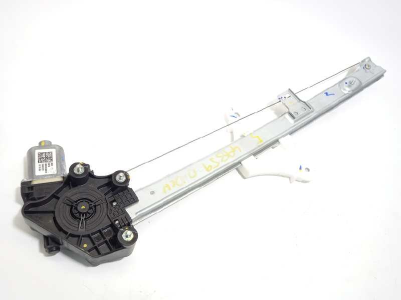 ELEVALUNAS DELANTERO DERECHO 82460Q0000 82402Q0010 