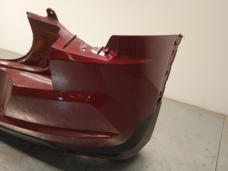 Recambio de paragolpes trasero para ssangyong tivoli 1.2 referencia OEM IAM 7881135050  