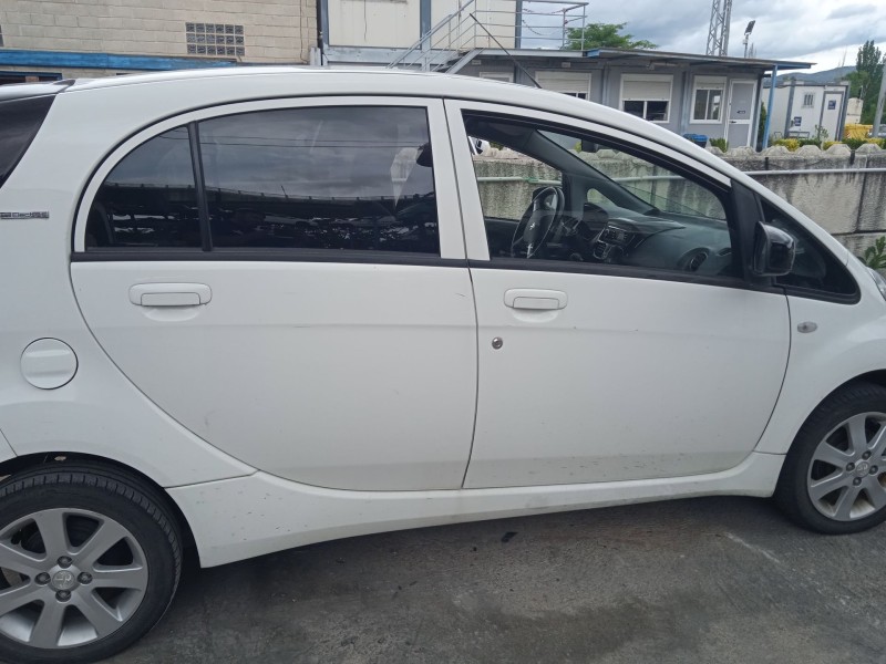 peugeot ion del año 2012