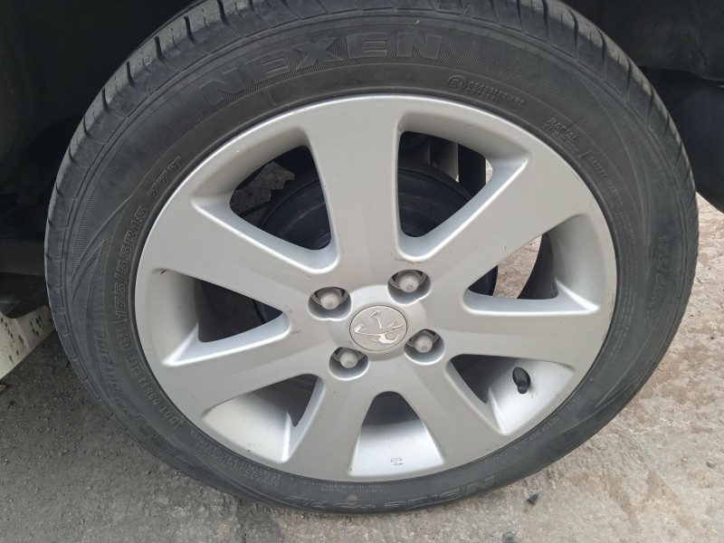 peugeot ion del año 2012