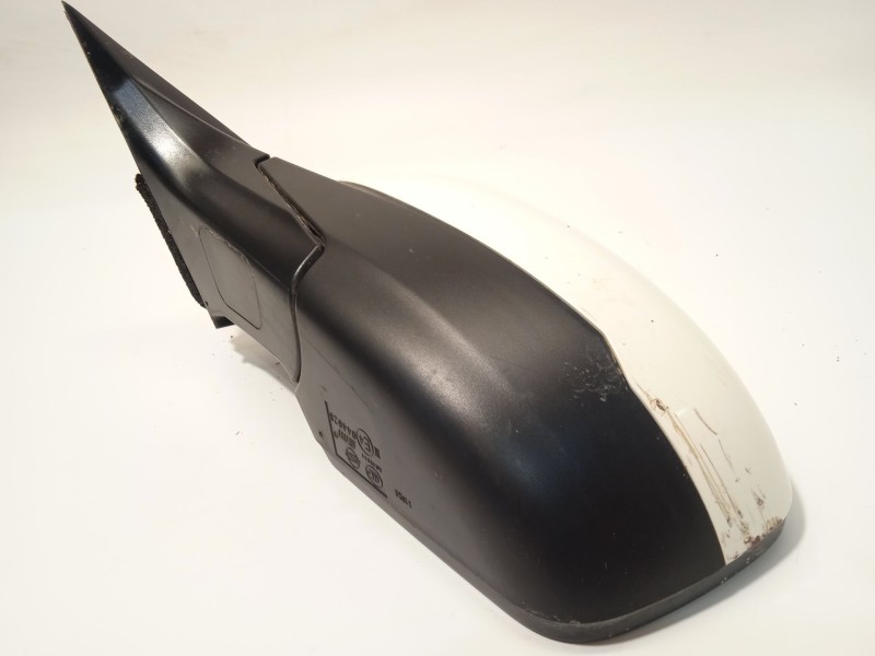 Recambio de retrovisor izquierdo para ssangyong tivoli 1.2 referencia OEM IAM 7893035200 7893035300 