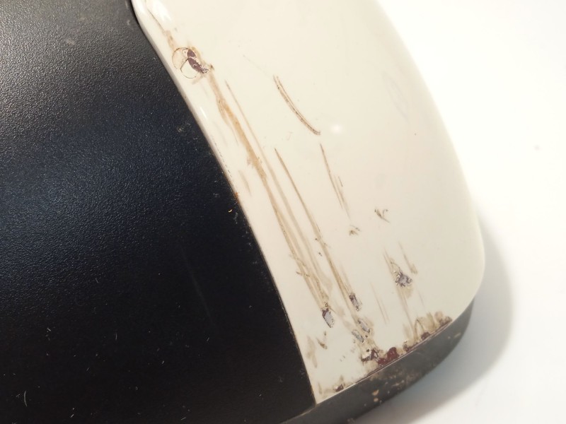 Recambio de retrovisor izquierdo para ssangyong tivoli 1.2 referencia OEM IAM 7893035200 7893035300 