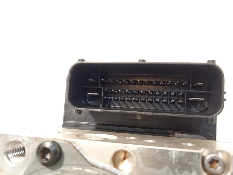 Recambio de abs para ssangyong tivoli 1.2 referencia OEM IAM 4892035800 BE6003DB00 BH6014DB00