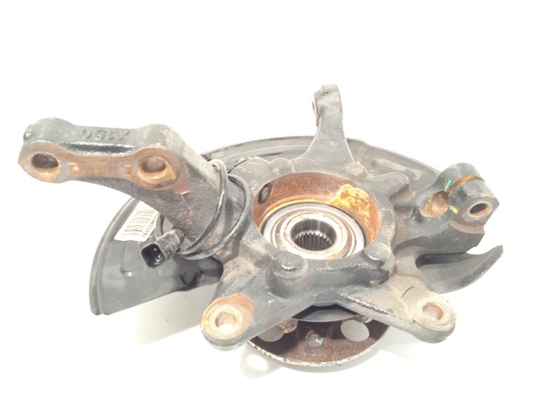 Recambio de mangueta delantera derecha para ssangyong tivoli 1.2 referencia OEM IAM 4122035000 4142035000 