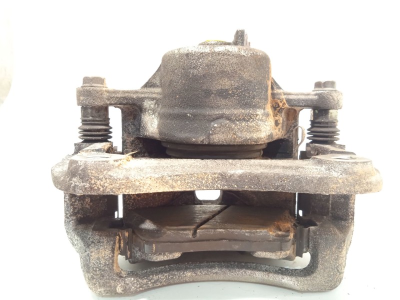 Recambio de pinza freno delantera derecha para ssangyong tivoli 1.2 referencia OEM IAM 4814035100  