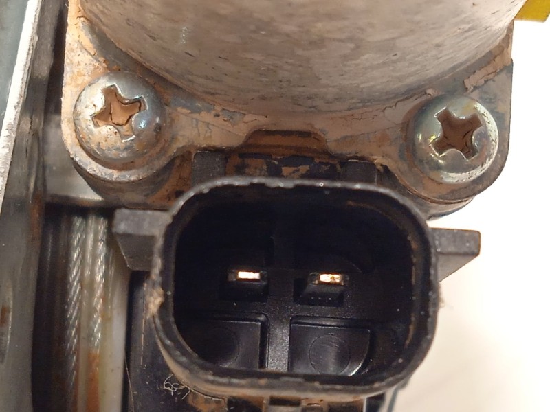 Recambio de elevalunas trasero derecho para ssangyong tivoli 1.2 referencia OEM IAM 98840X1010  