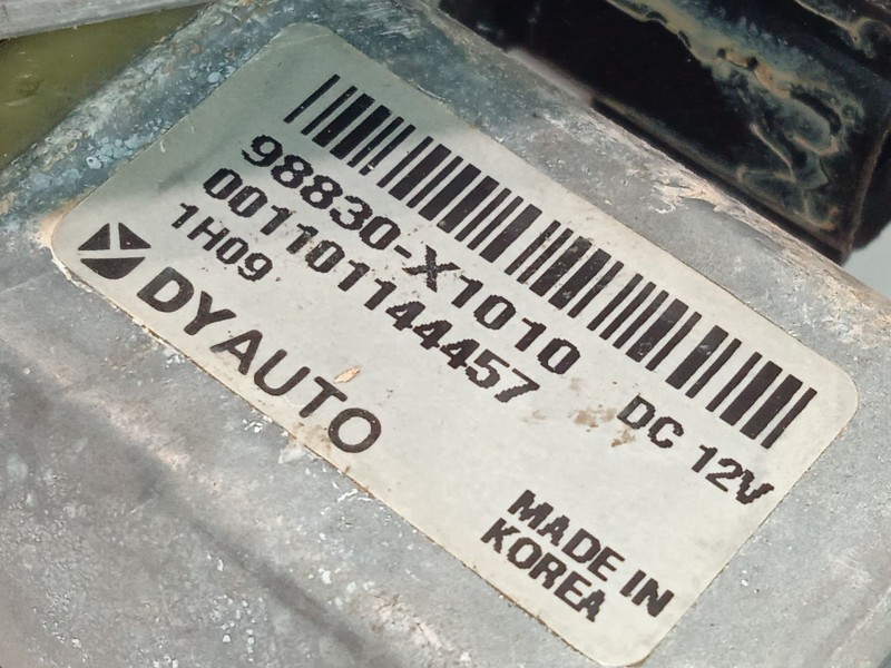 Recambio de elevalunas trasero izquierdo para ssangyong tivoli 1.2 referencia OEM IAM 98830X1010  