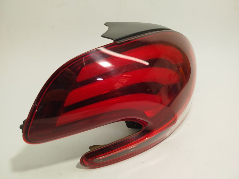 Recambio de piloto trasero izquierdo para peugeot 208 i (ca_, cc_) 1.2 vti 82 referencia OEM IAM 9825601280  