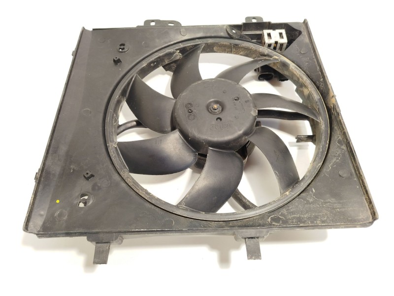 Recambio de electroventilador para peugeot 208 i (ca_, cc_) 1.2 vti 82 referencia OEM IAM 9829774580  