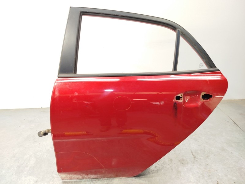 Recambio de puerta trasera izquierda para kia rio iv (yb, sc, fb) 1.25 referencia OEM IAM 77003H8000  