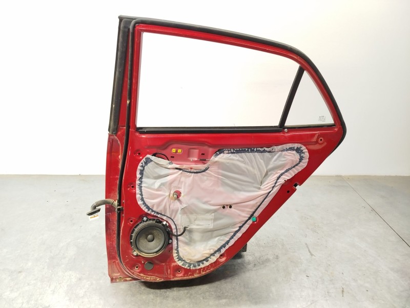 Recambio de puerta trasera derecha para kia rio iv (yb, sc, fb) 1.25 referencia OEM IAM 77004H8000  