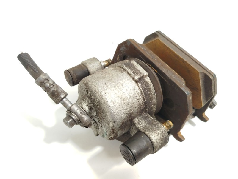 Recambio de pinza freno delantera derecha para seat arona (kj7, kjp) 1.0 tsi referencia OEM IAM 2Q0615124A  