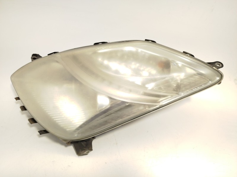 Recambio de faro izquierdo para toyota prius liftback (_w2_) 1.5 hybrid (nhw20_) referencia OEM IAM 8117047181  