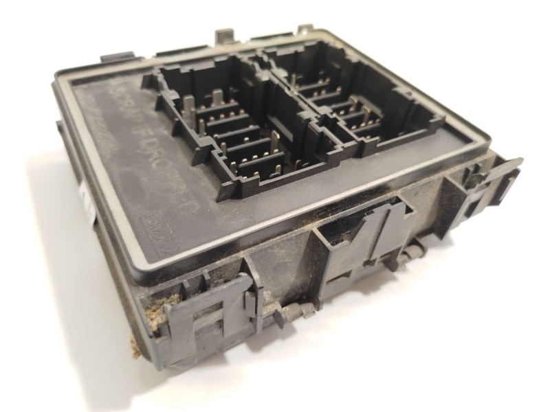 Recambio de caja reles / fusibles para ford fiesta (ce1) st-line referencia OEM IAM L1BT14D068GAC 2523131 