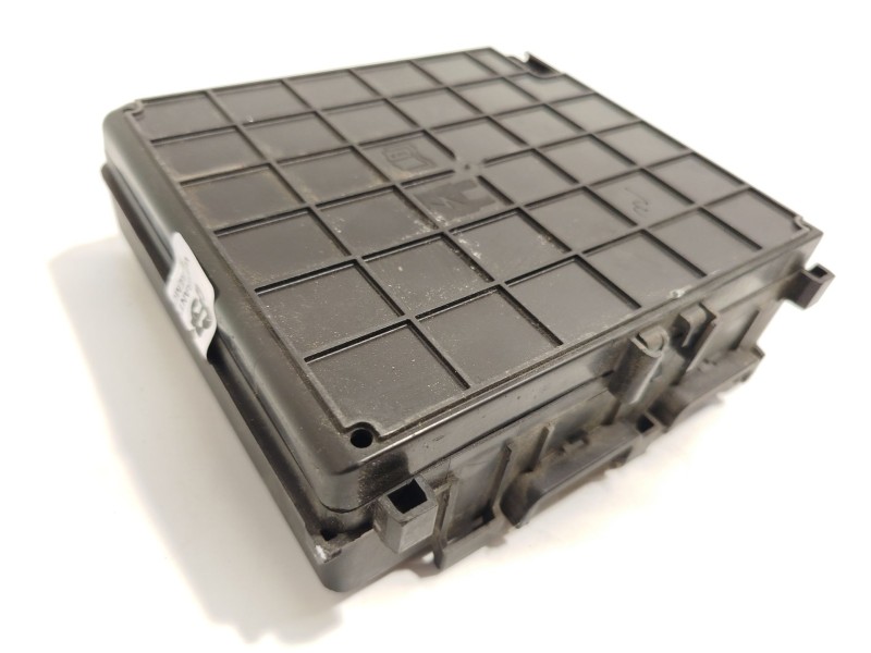 Recambio de caja reles / fusibles para ford fiesta (ce1) st-line referencia OEM IAM L1BT14D068GAC 2523131 