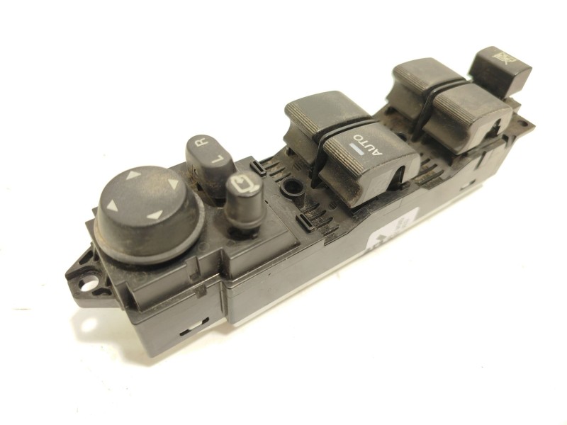 Recambio de mando elevalunas delantero izquierdo para mazda 3 lim. (bl) active referencia OEM IAM BEK666350  
