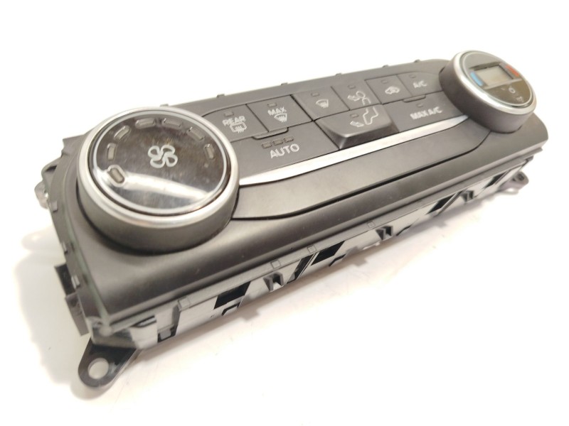 Recambio de mando climatizador para ford fiesta (ce1) st-line referencia OEM IAM H1BT18C612AL 2415145 