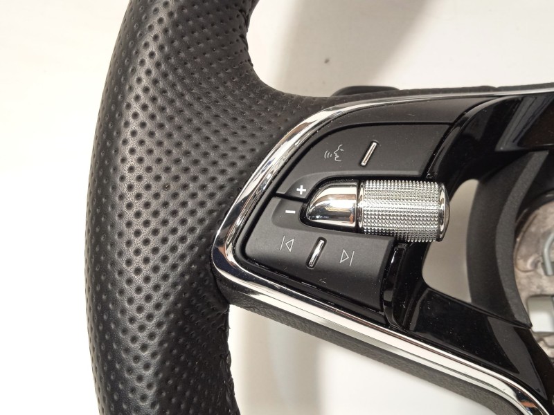 Recambio de volante para skoda karoq (nu) 1.5 16v tsi act referencia OEM IAM 5E3419093H 5E3419093HVKJ 