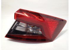 Recambio de piloto trasero derecho para skoda karoq (nu) 1.5 16v tsi act referencia OEM IAM 57A945208  