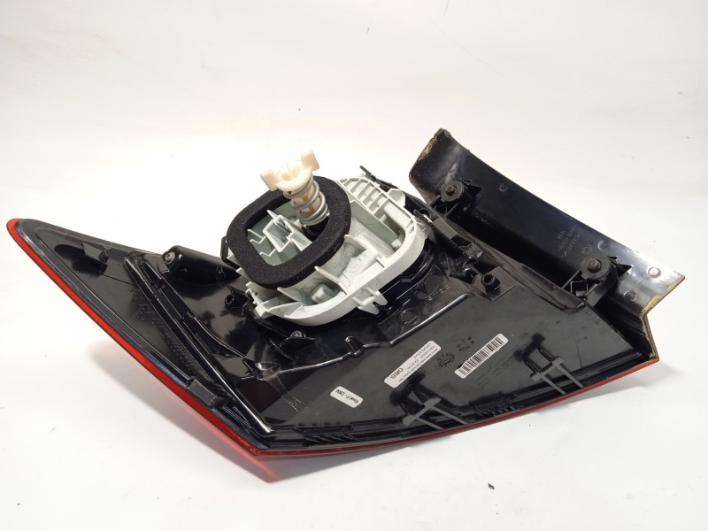 Recambio de piloto trasero derecho para skoda karoq (nu) 1.5 16v tsi act referencia OEM IAM 57A945208  