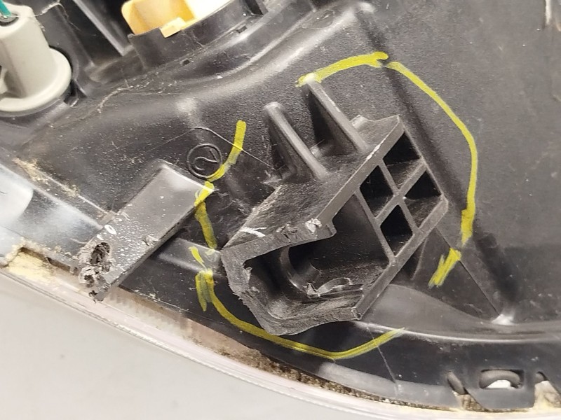 Recambio de faro izquierdo para peugeot ion electric referencia OEM IAM 6208W9  