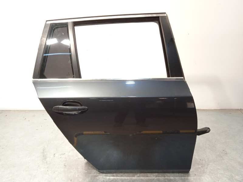 PUERTA TRASERA DERECHA 41525A2A368 