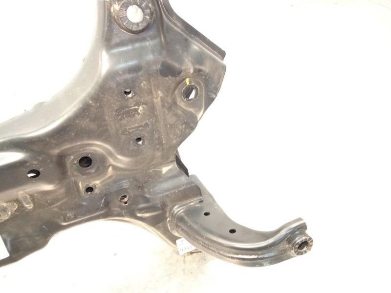 Recambio de puente delantero para kia rio iv (yb, sc, fb) 1.25 referencia OEM IAM 62400H8050  