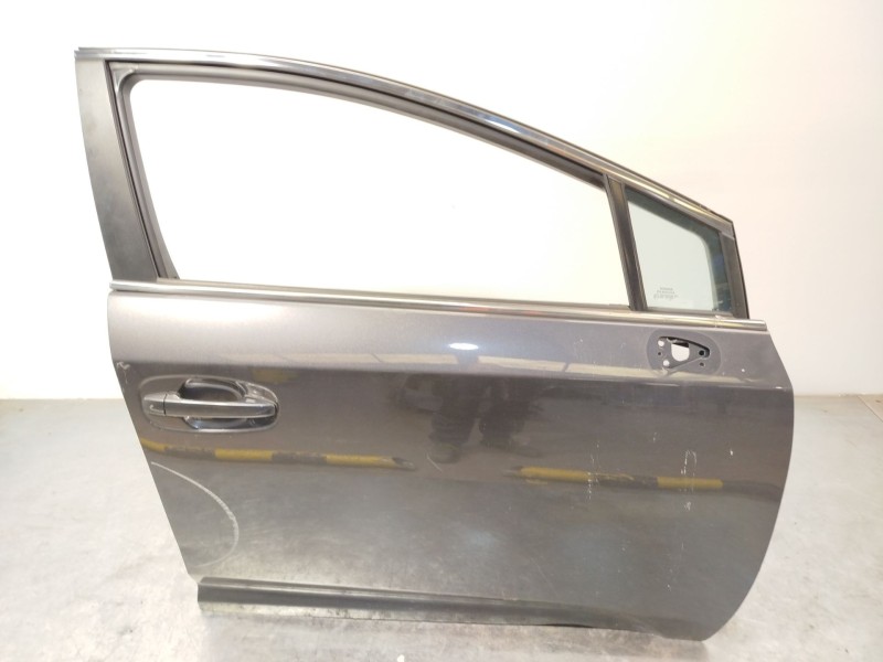 Recambio de puerta delantera derecha para toyota avensis station wagon (_t27_) 1.8 (zrt271_) referencia OEM IAM 6700105070  