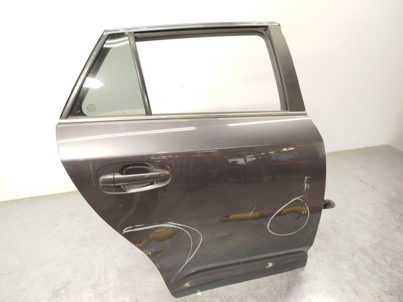 Recambio de puerta trasera derecha para toyota avensis station wagon (_t27_) 1.8 (zrt271_) referencia OEM IAM 6700305160  