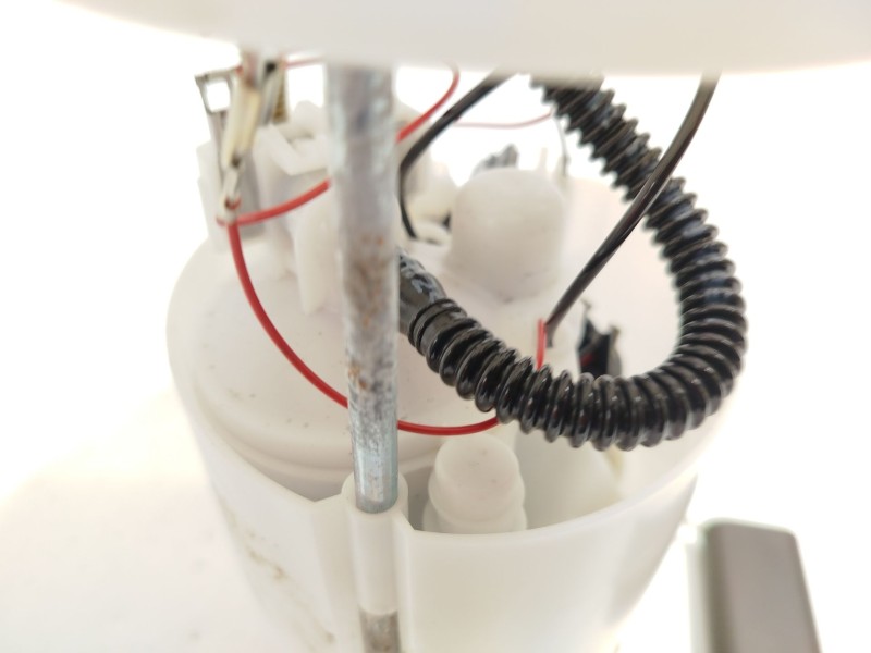 Recambio de bomba combustible para mazda 3 lim. (bl) active referencia OEM IAM 8N619H307AD  0580200016