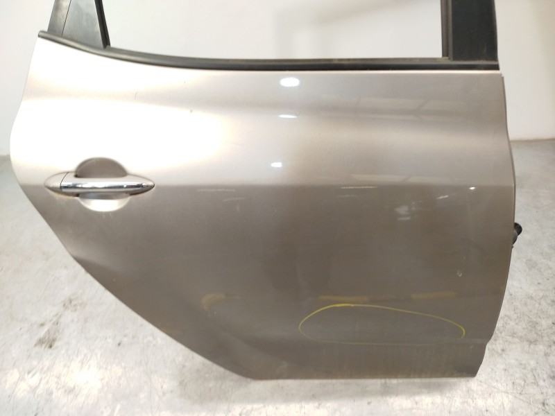 Recambio de puerta trasera derecha para hyundai ix20 1.6 cat referencia OEM IAM 770041K000  