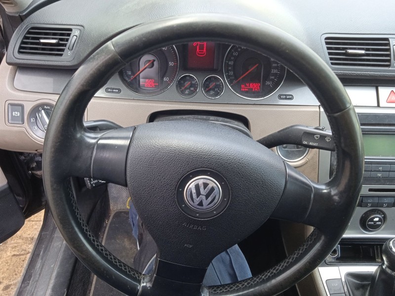 volkswagen passat b6 (3c2) del año 2005