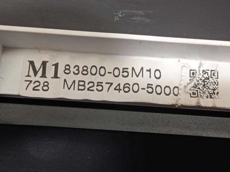 Recambio de cuadro instrumentos para toyota avensis station wagon (_t27_) 1.8 (zrt271_) referencia OEM IAM 8380005M10  257460500