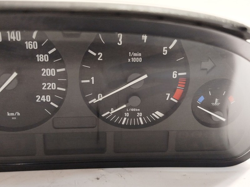 Recambio de cuadro instrumentos para bmw x5 (e53) 3.0 i referencia OEM IAM 62116907020  110008735