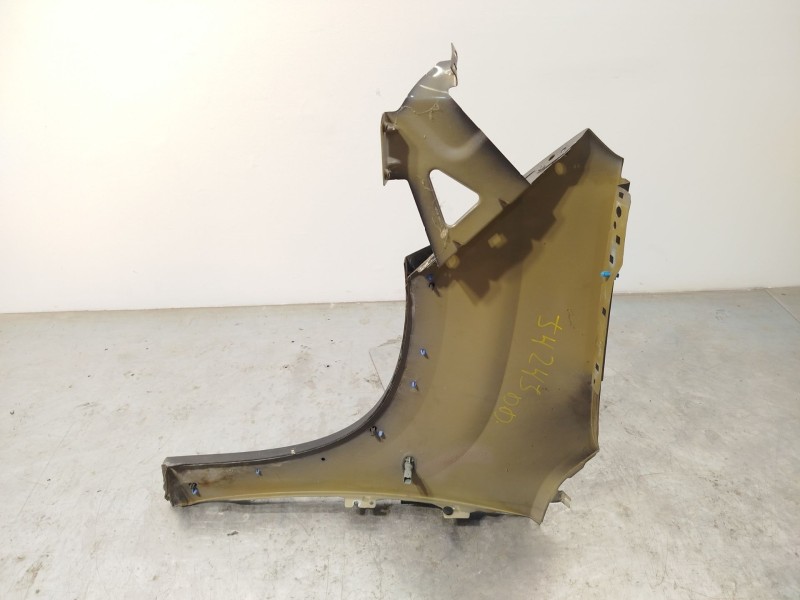 Recambio de aleta delantera derecha para peugeot rifter 1.2 puretech 110 referencia OEM IAM 9816483580  