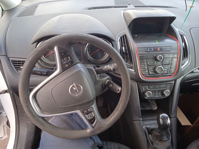 opel zafira tourer c (p12) del año 2014