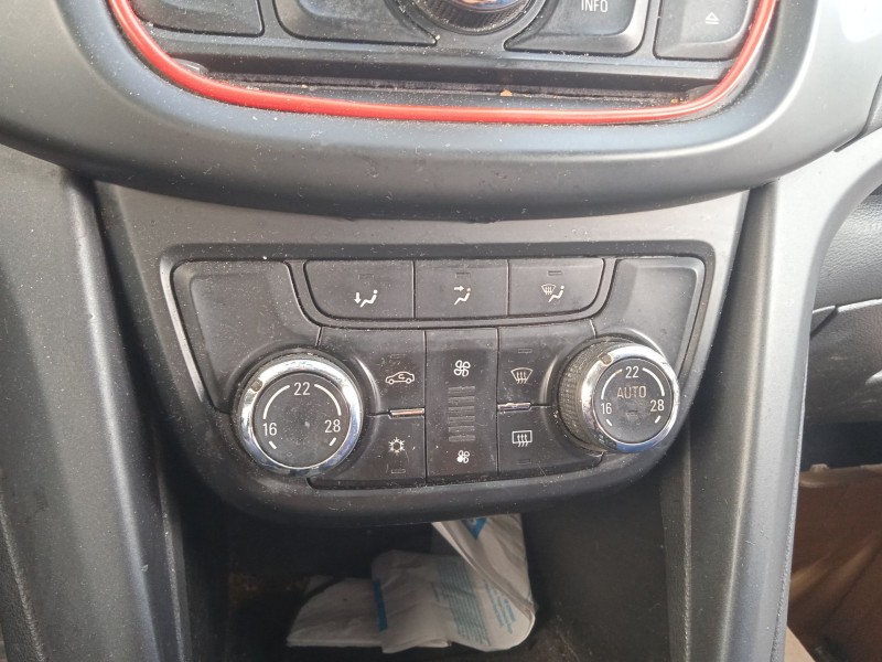 opel zafira tourer c (p12) del año 2014