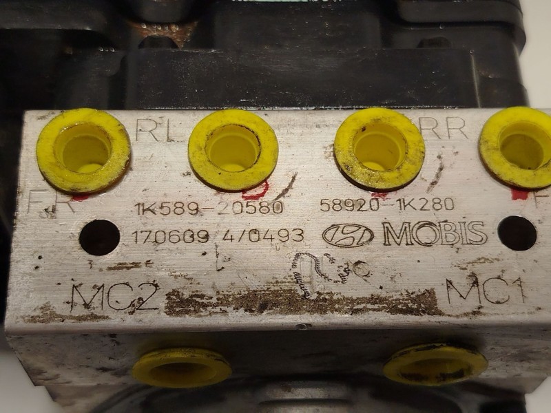 Recambio de abs para hyundai ix20 1.6 cat referencia OEM IAM 589201K280 6158945100 1K58920580