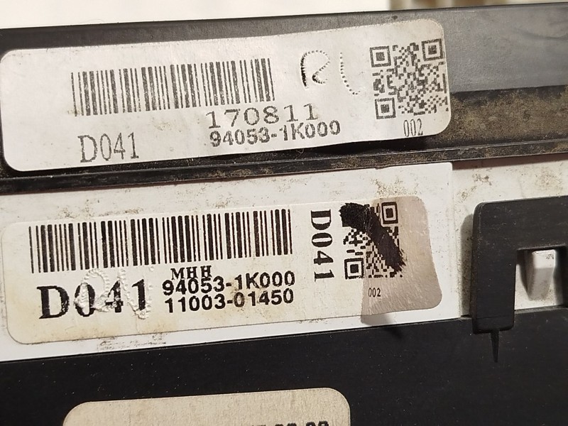 Recambio de cuadro instrumentos para hyundai ix20 1.6 cat referencia OEM IAM 940531K000  1100301450