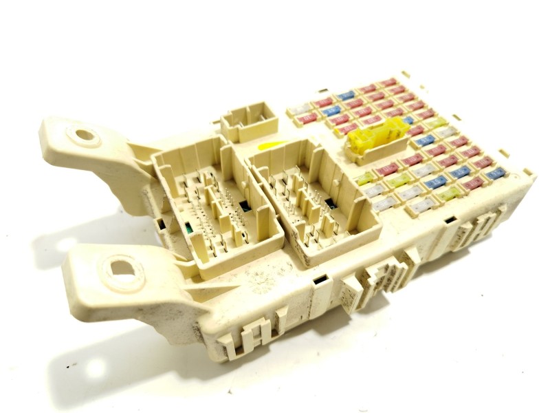Recambio de caja reles / fusibles para hyundai ix20 1.6 cat referencia OEM IAM 919501K513  