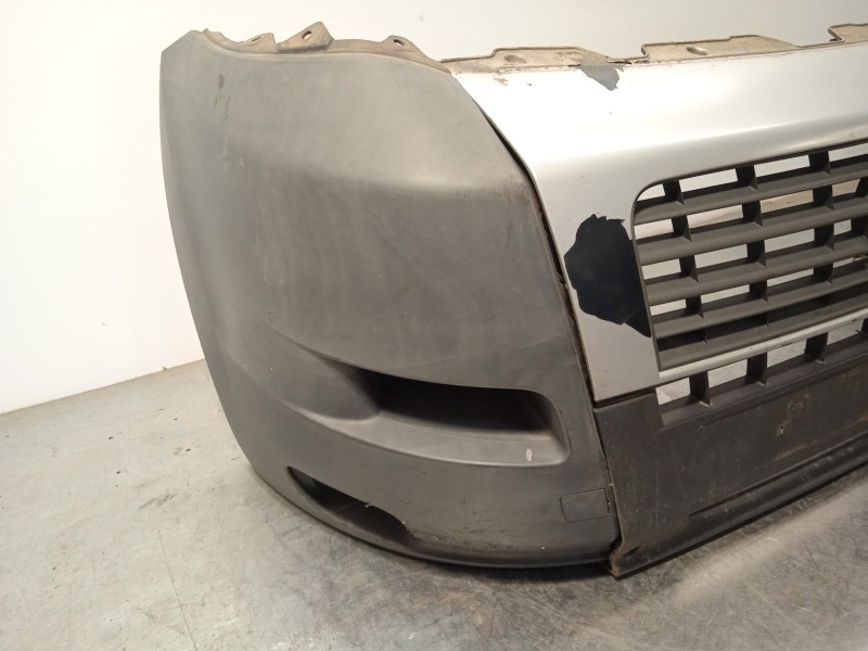 Recambio de paragolpes delantero para peugeot boxer furgoneta 2.2 hdi 120 referencia OEM IAM 7401RH 7401FG 7401FH