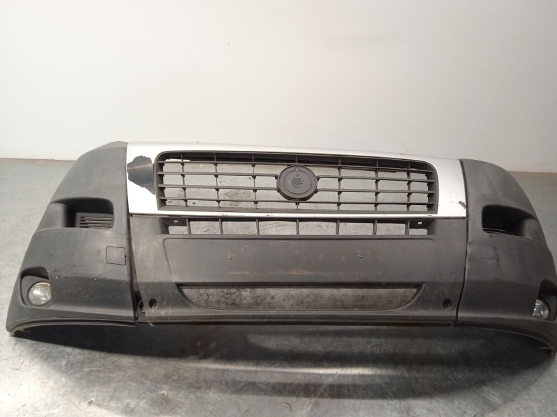 Recambio de paragolpes delantero para peugeot boxer furgoneta 2.2 hdi 120 referencia OEM IAM 7401RH 7401FG 7401FH