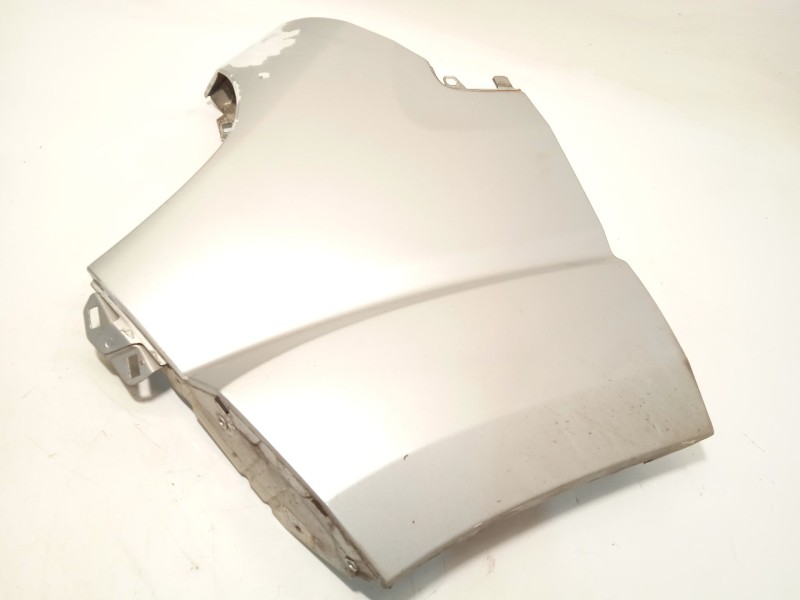 Recambio de aleta delantera izquierda para peugeot boxer furgoneta 2.2 hdi 120 referencia OEM IAM 7840T0  